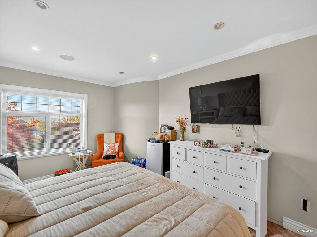 Listing Image for R3063856