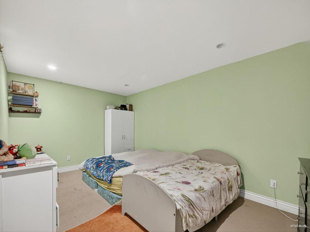 Listing Image for R3063856