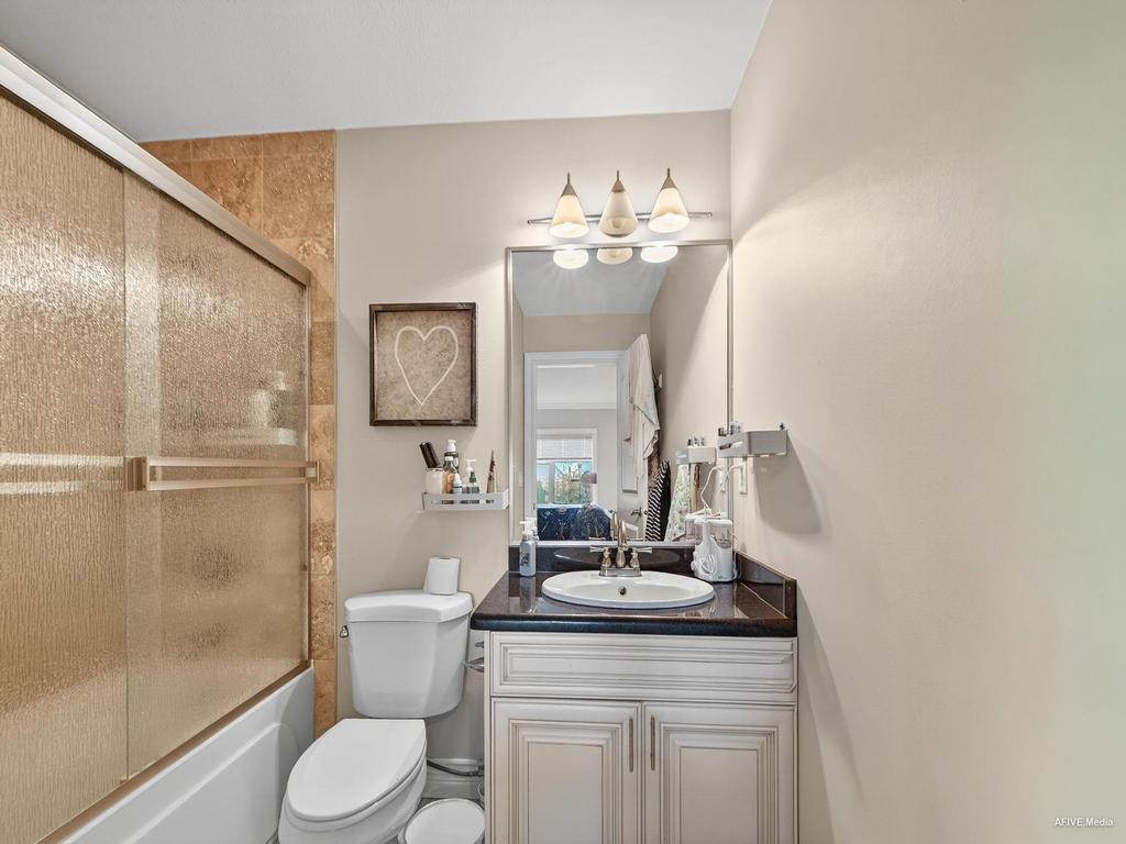 Listing Image for R3063856