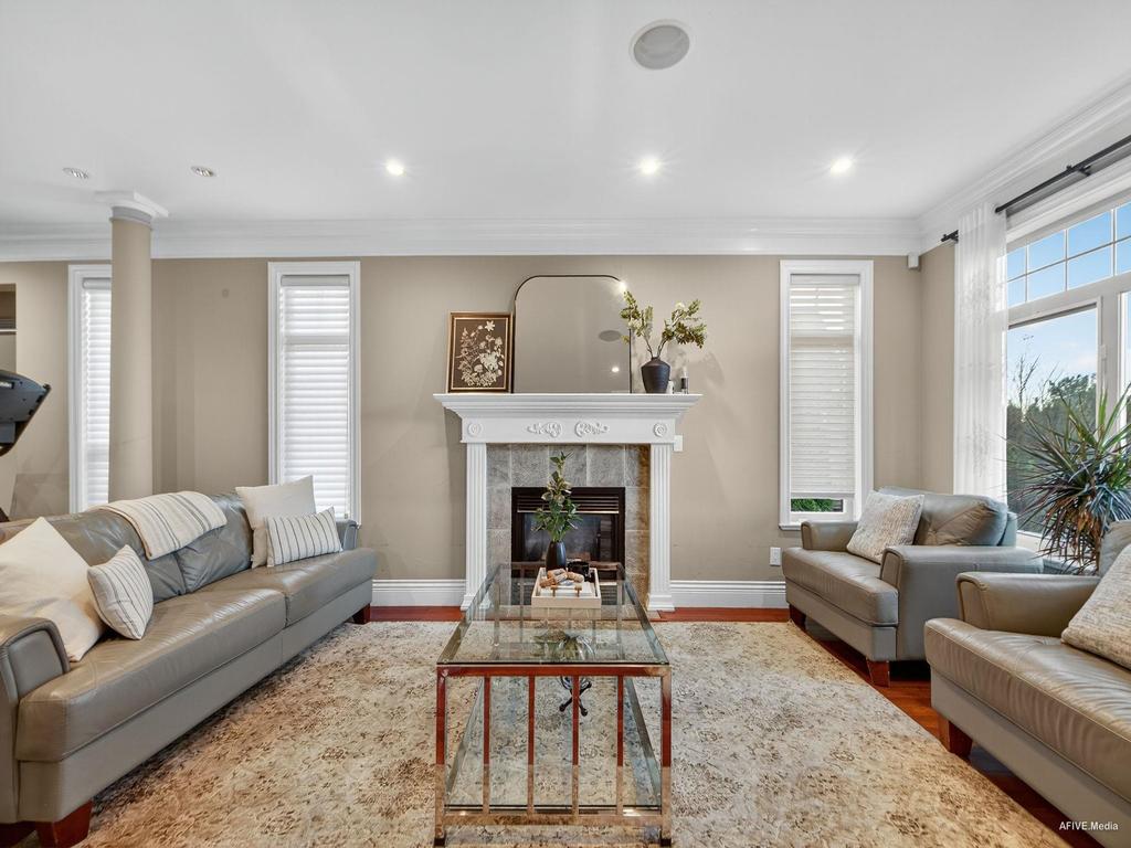 Listing Image for R3063856