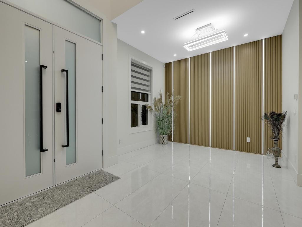 Listing Image for R3063955