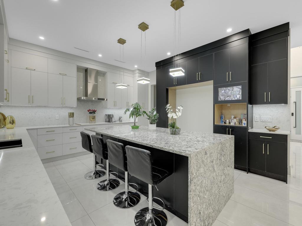 Listing Image for R3063955