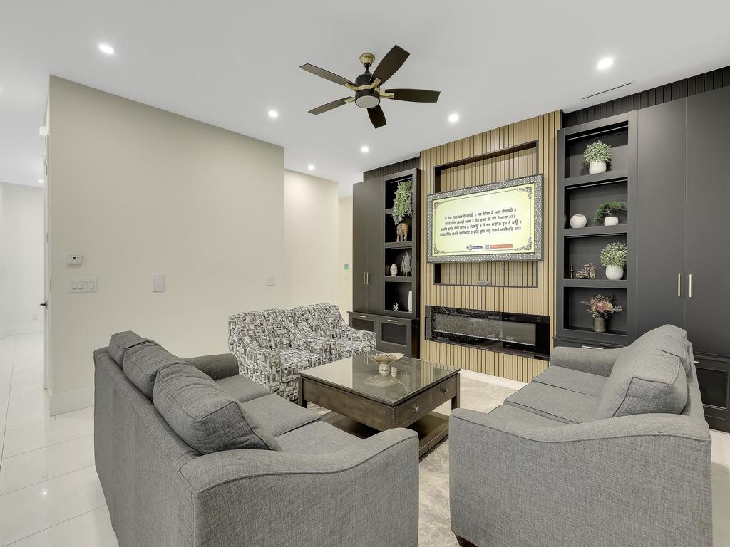 Listing Image for R3063955