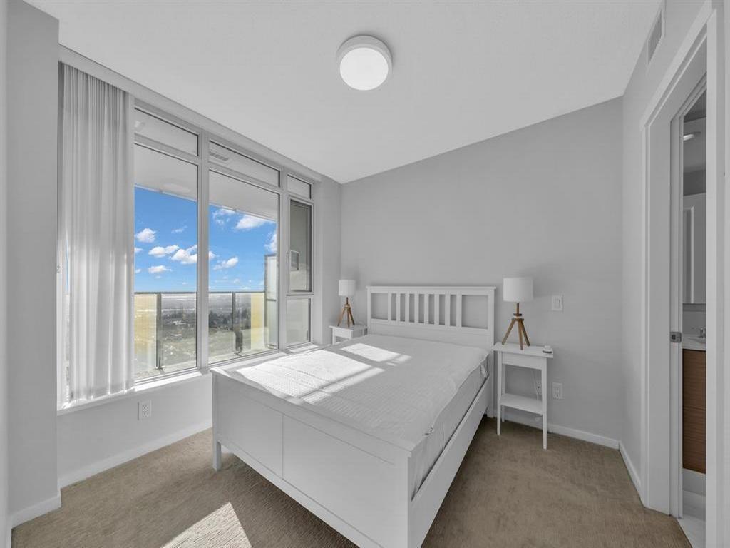 Listing Image for R3064356