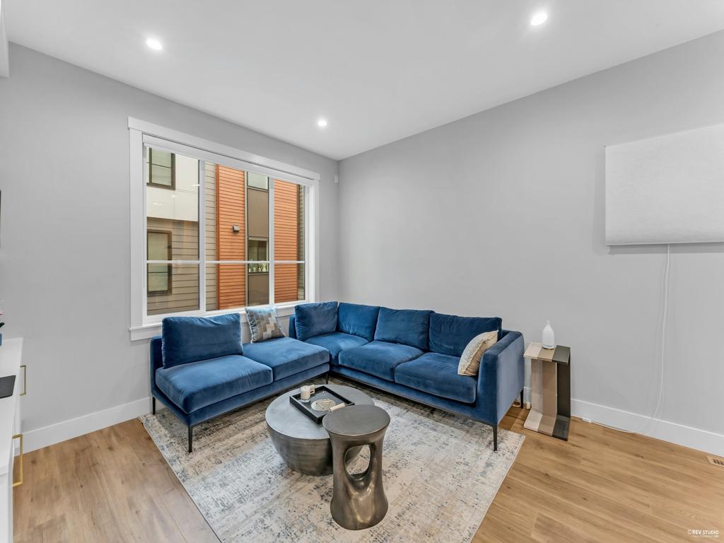 Listing Image for R3064428