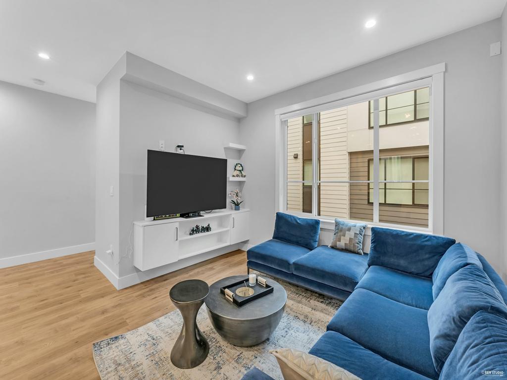 Listing Image for R3064428