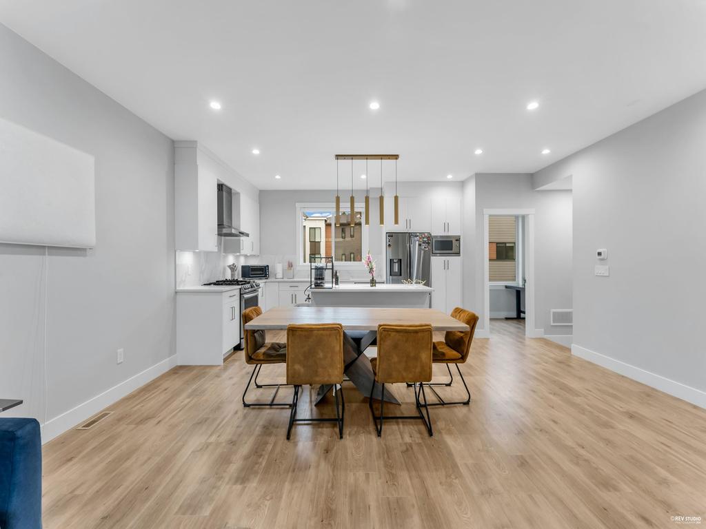 Listing Image for R3064428