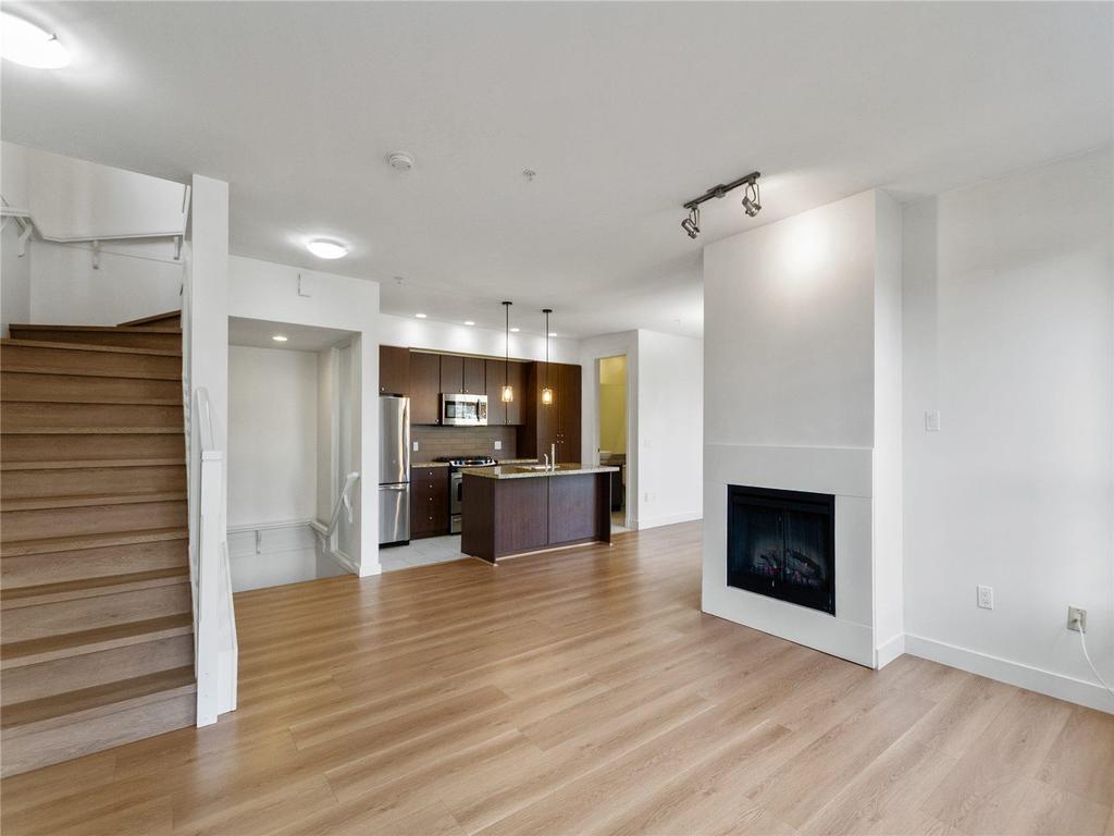 Listing Image for R3064536