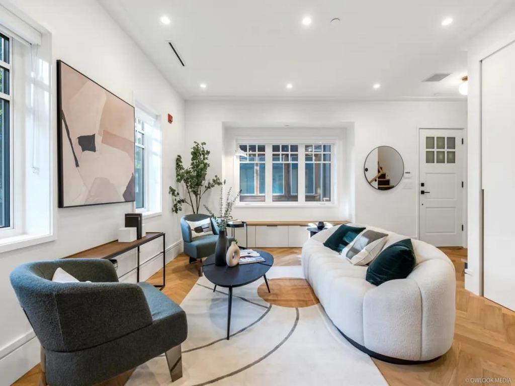 Listing Image for R3064641