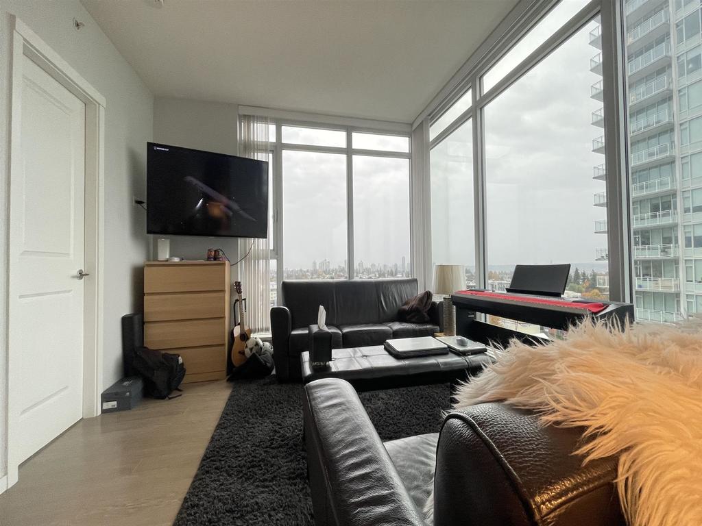 Listing Image for R3064676