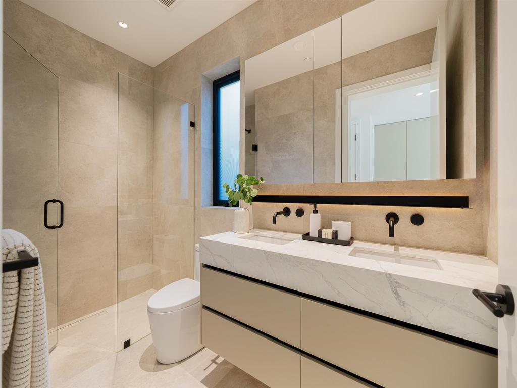 Listing Image for R3064864