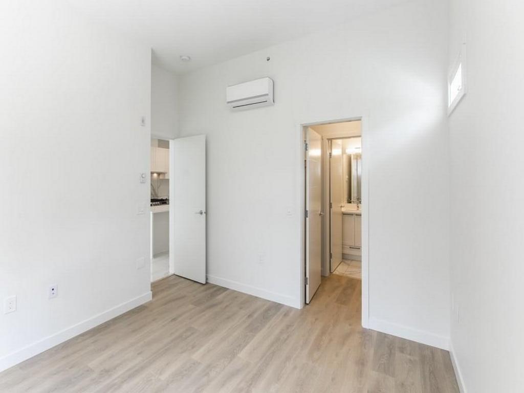 Listing Image for R3064942