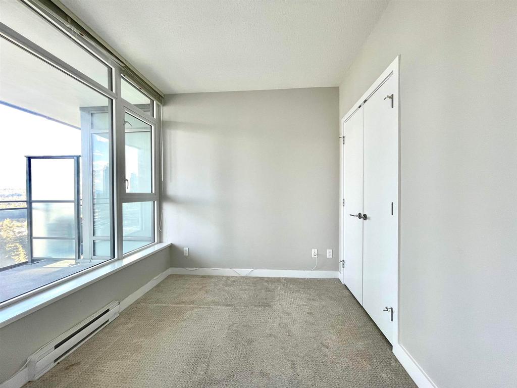 Listing Image for R3065438