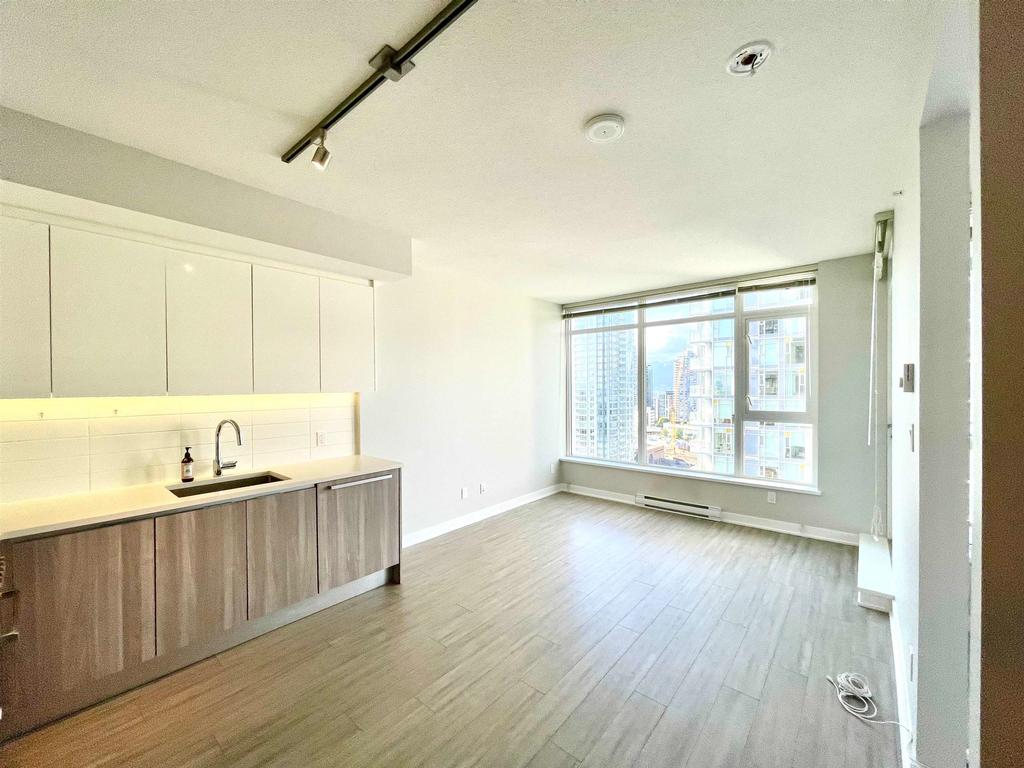 Listing Image for R3065438