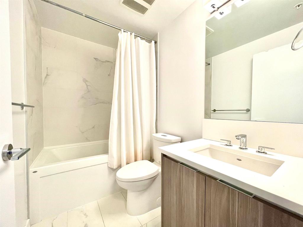 Listing Image for R3065438