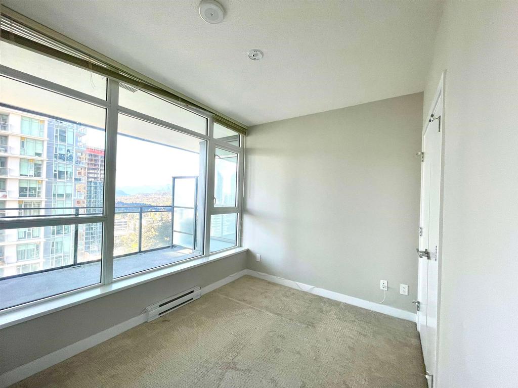 Listing Image for R3065438