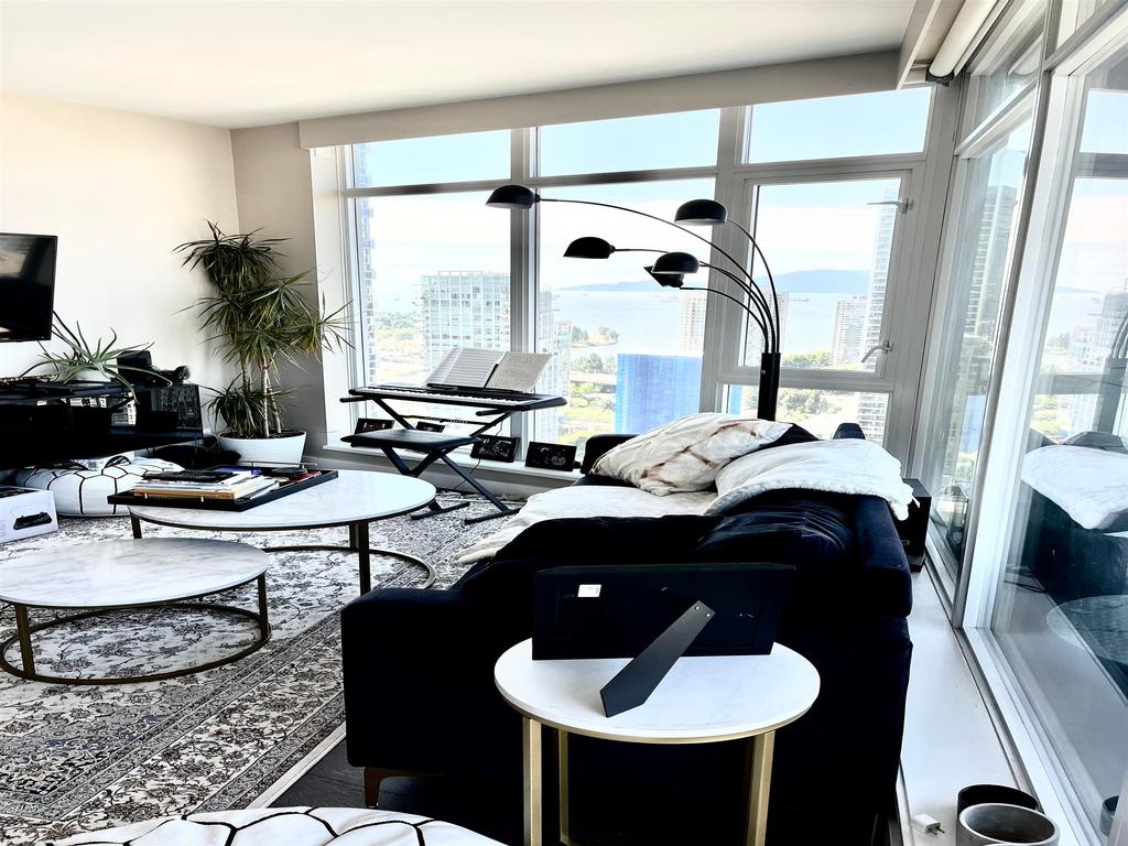 Listing Image for R3065843