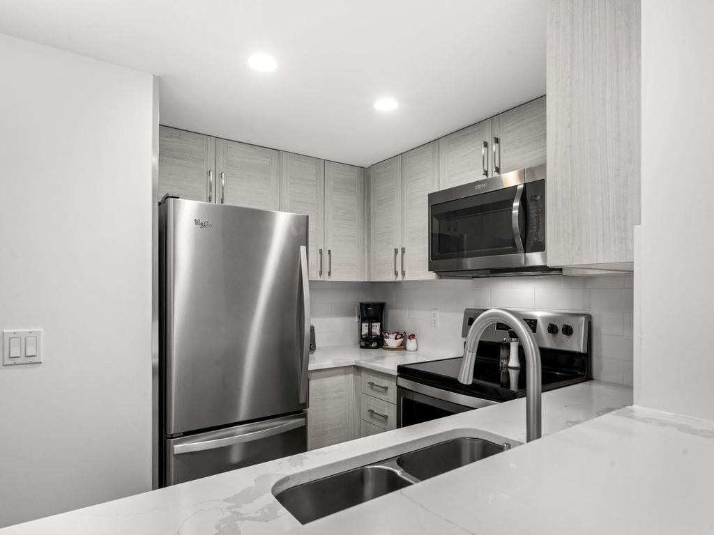 Listing Image for R3065902