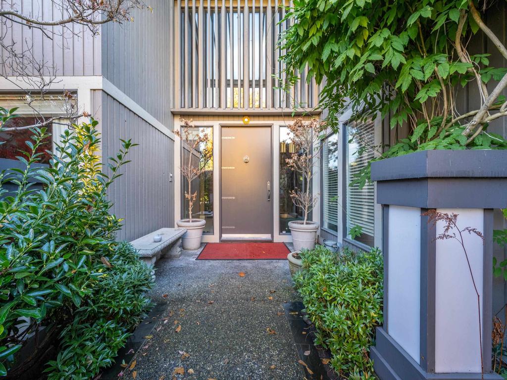 Listing Image for R3065912