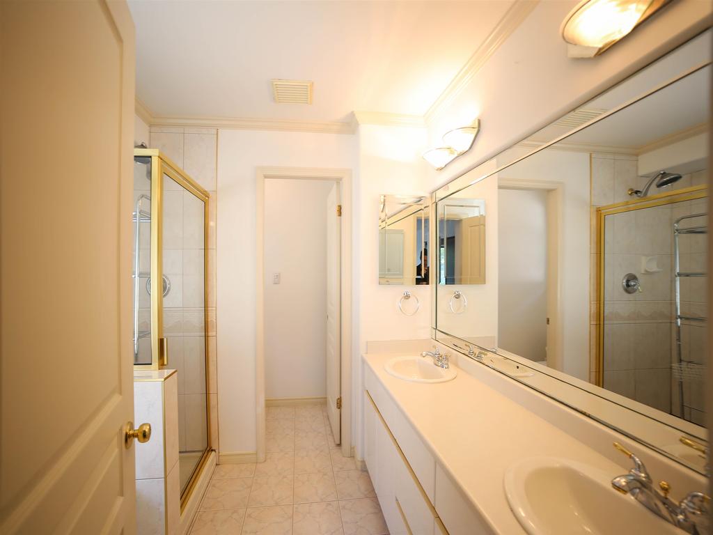 Listing Image for R3065932