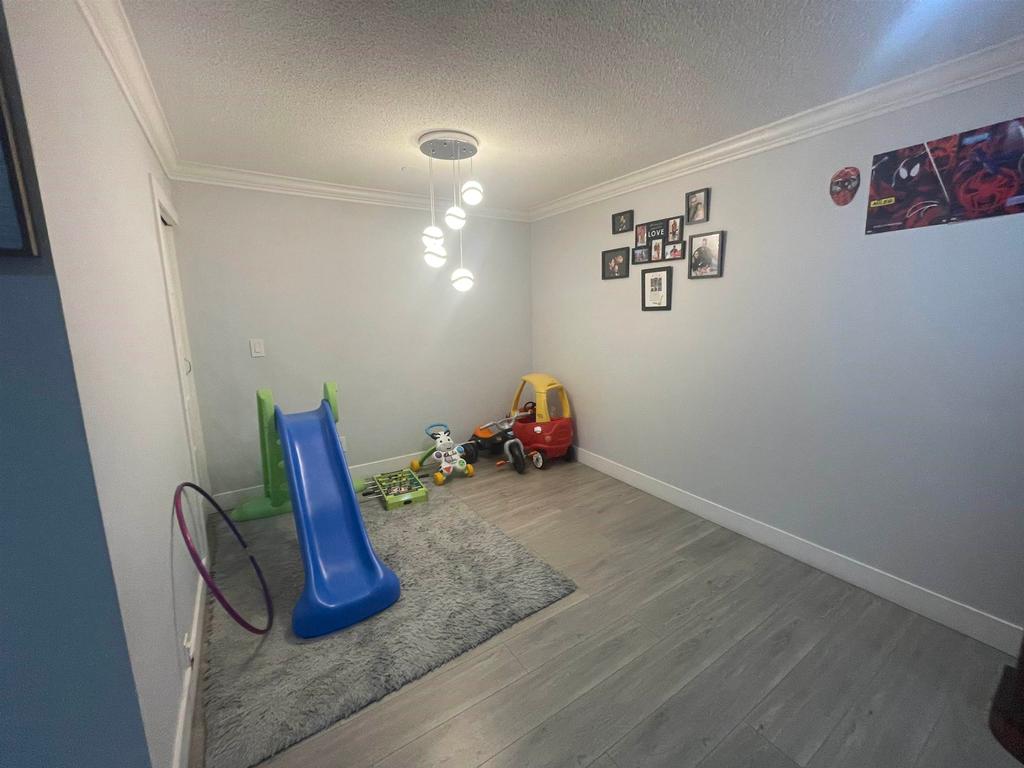 Listing Image for R3065982