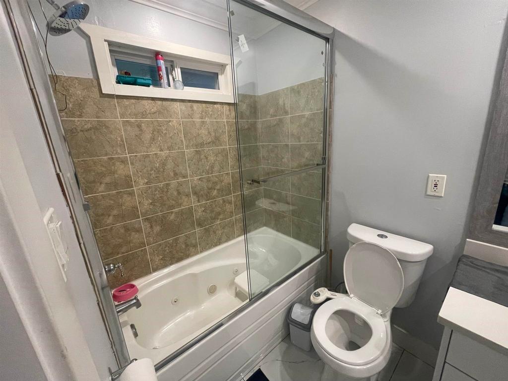 Listing Image for R3065982