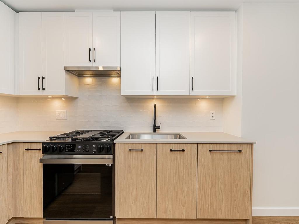 Listing Image for R3066032