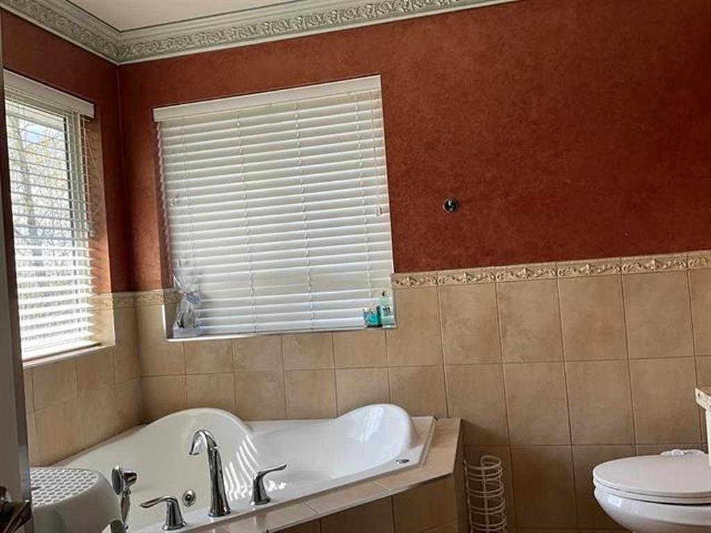 Listing Image for R3066230