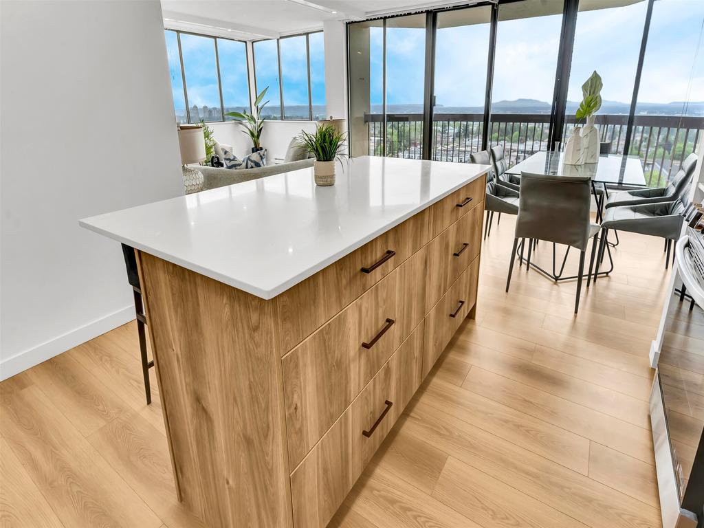 Listing Image for R3066547