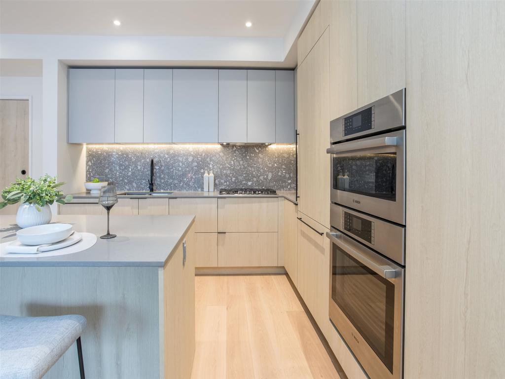 Listing Image for R3066640