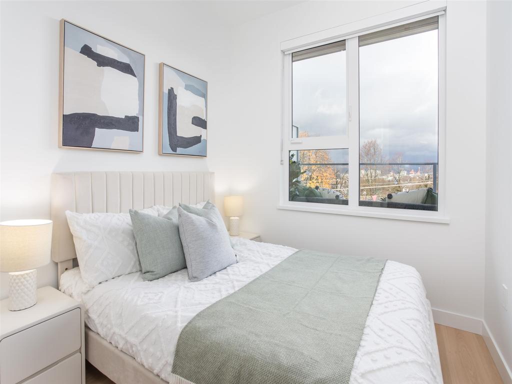 Listing Image for R3066640