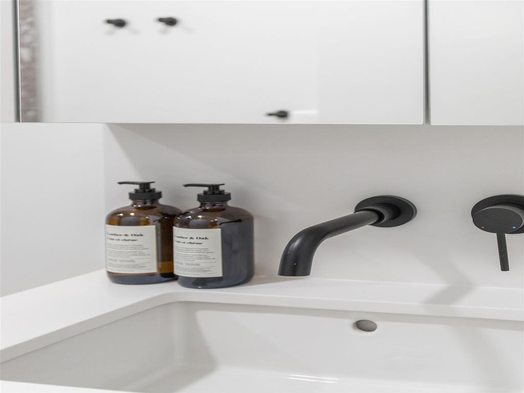 Listing Image for R3066640