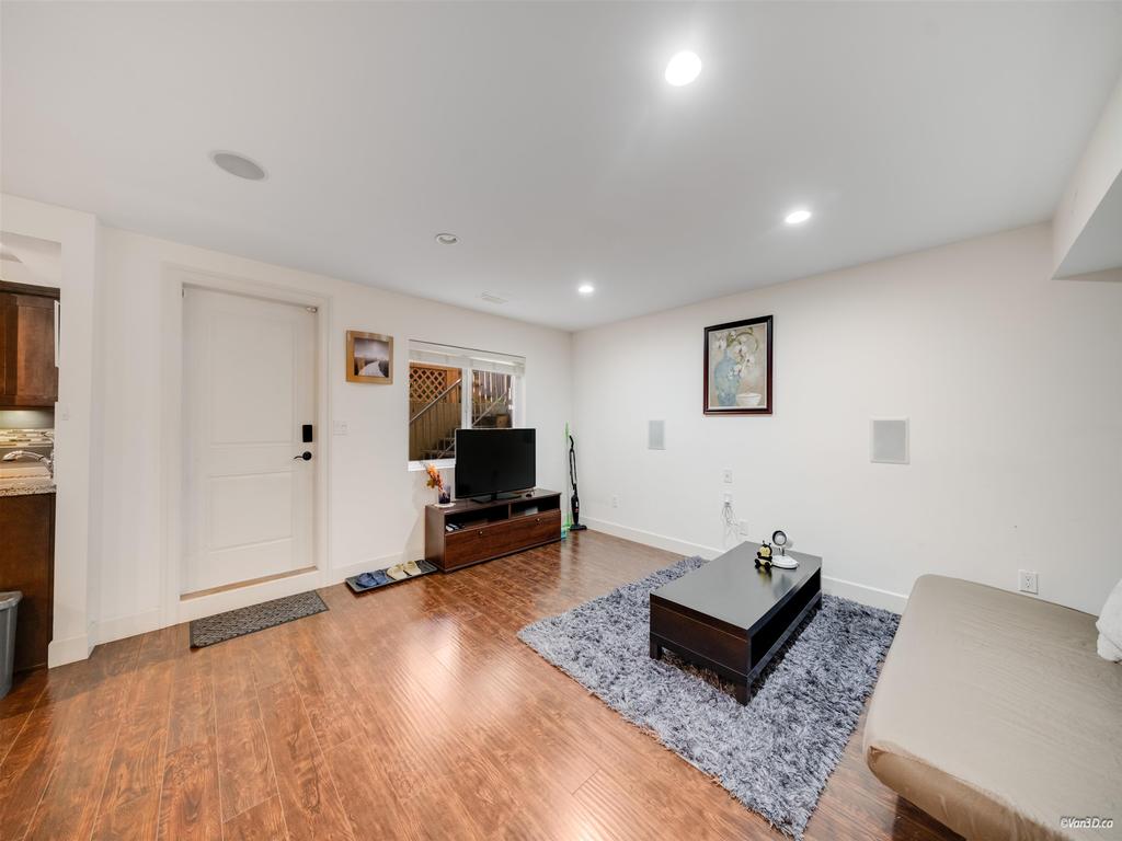 Listing Image for R3066874