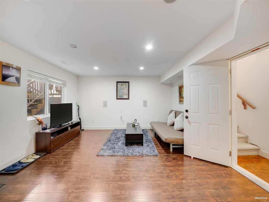 Listing Image for R3066874