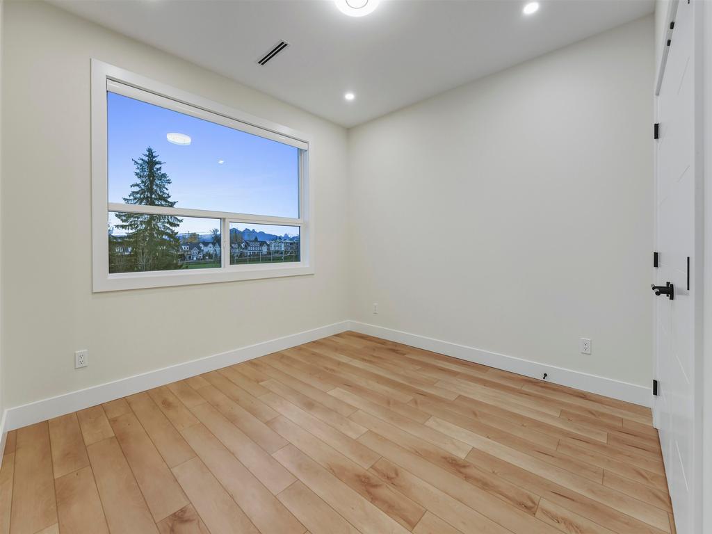 Listing Image for R3067015