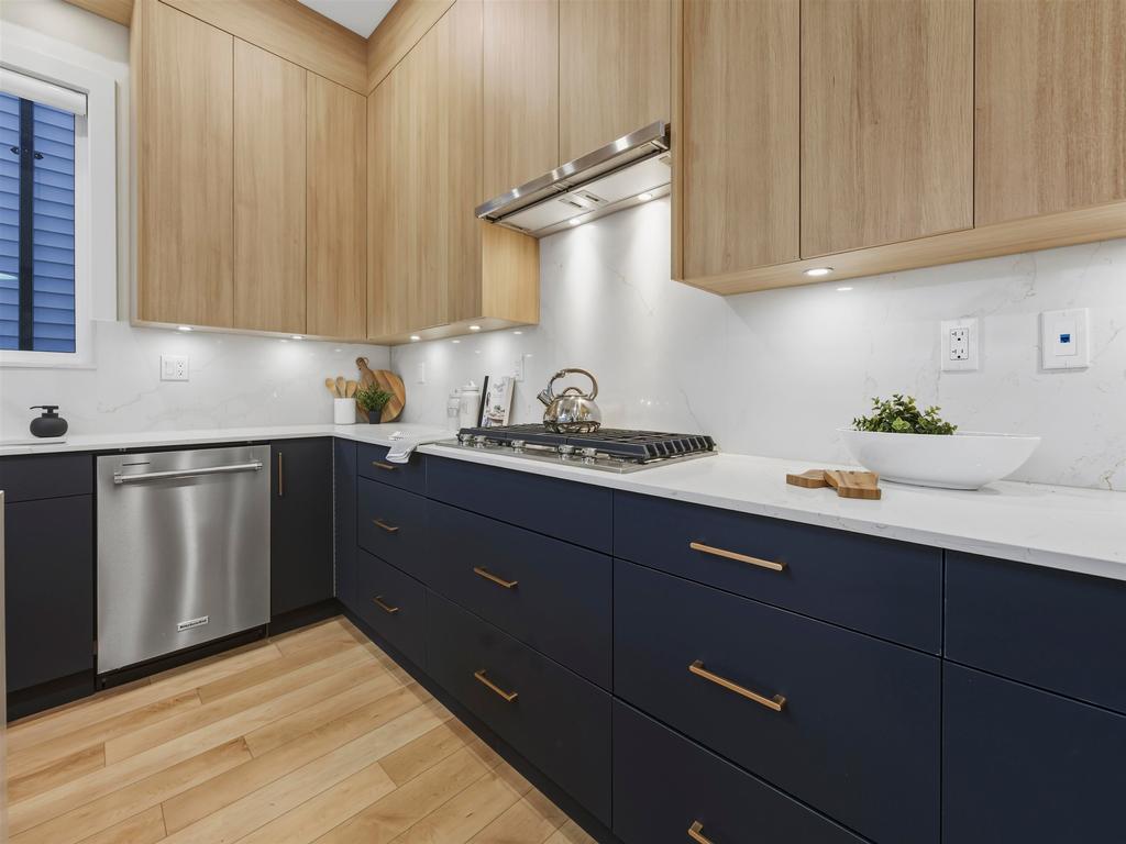 Listing Image for R3067015