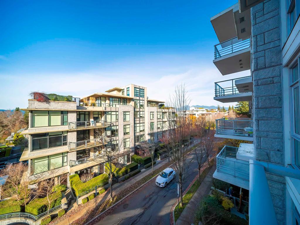 Listing Image for R3067021