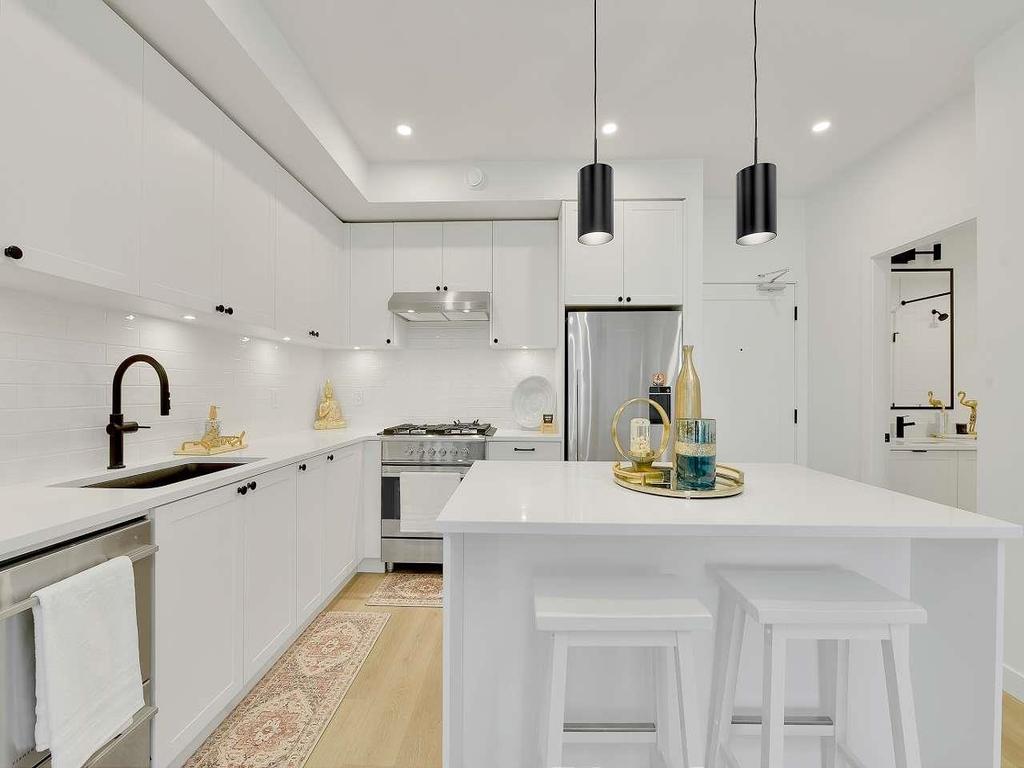 Listing Image for R3067055