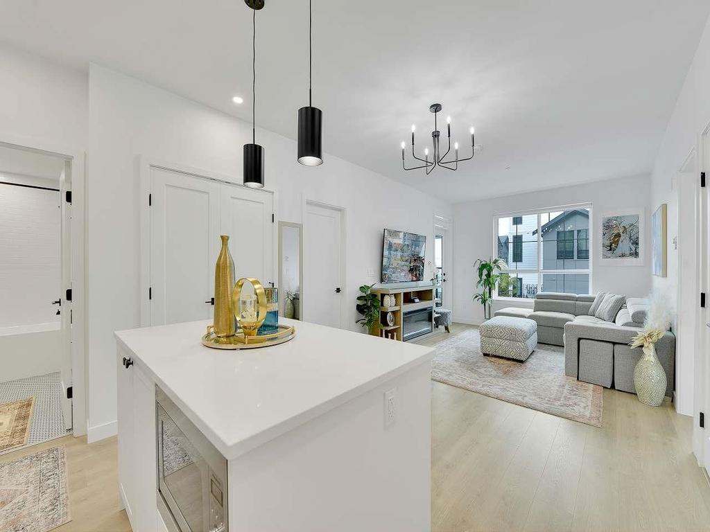 Listing Image for R3067055