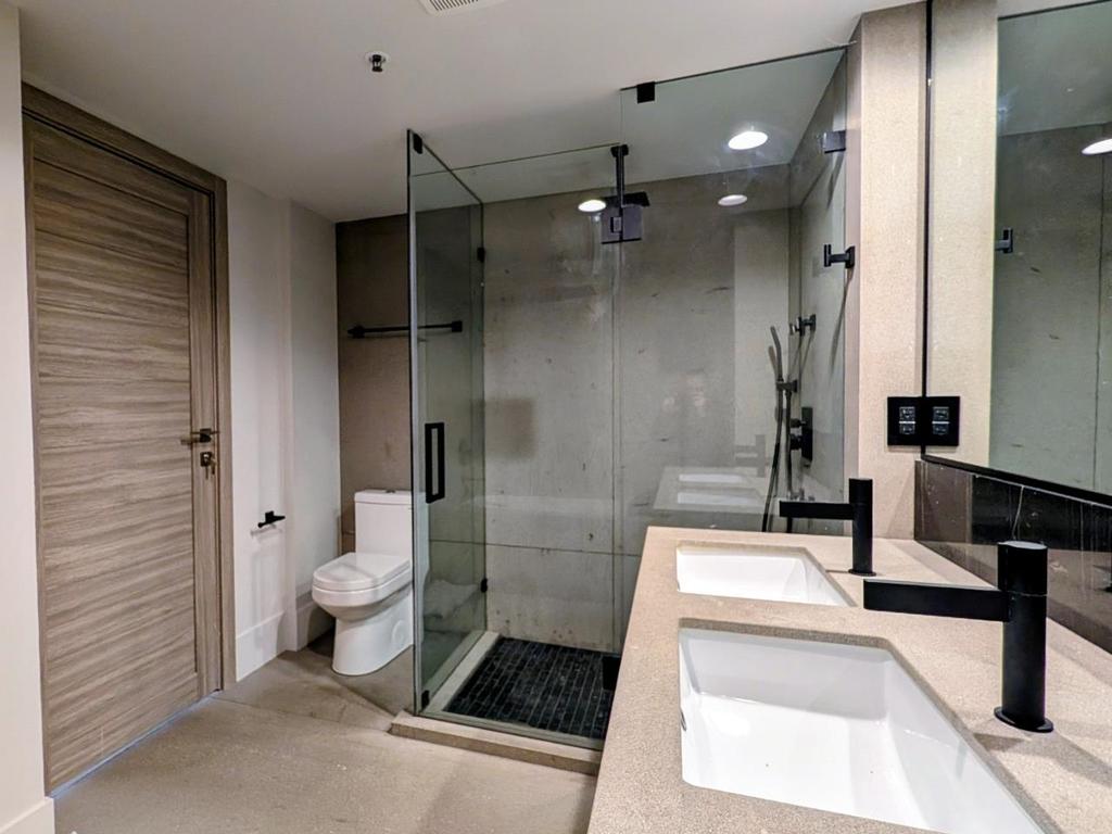 Listing Image for R3067073