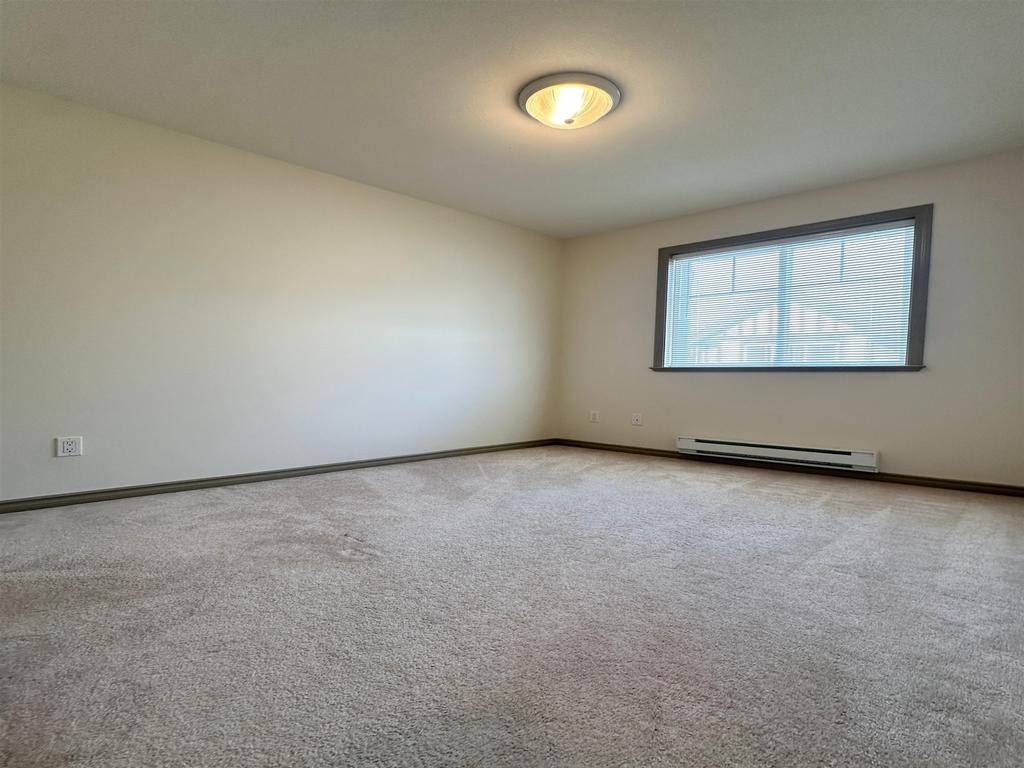 Listing Image for R3067091