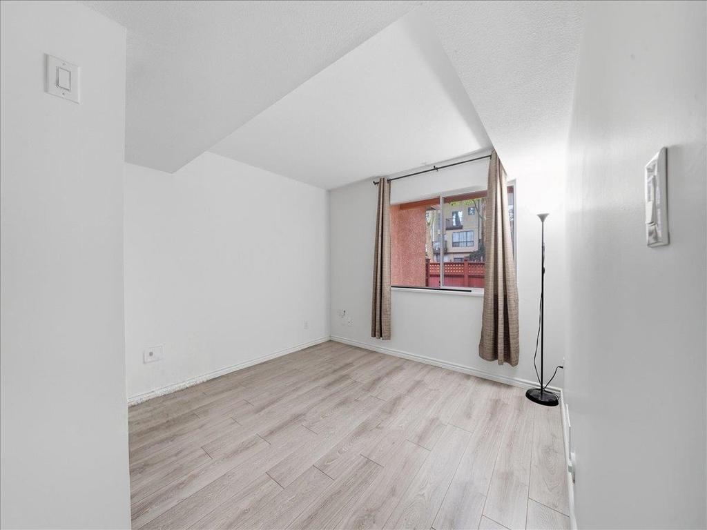 Listing Image for R3067165