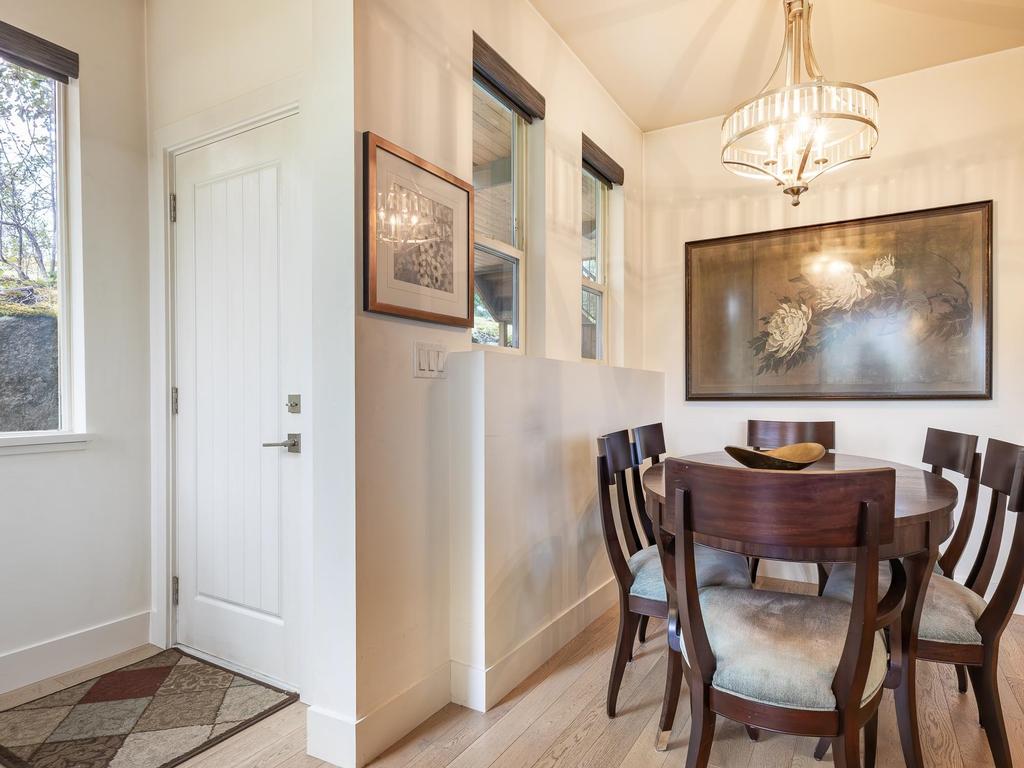 Listing Image for R3067179