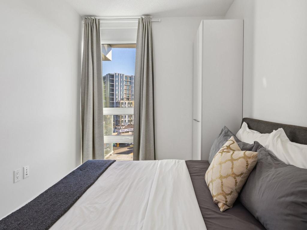 Listing Image for R3067530