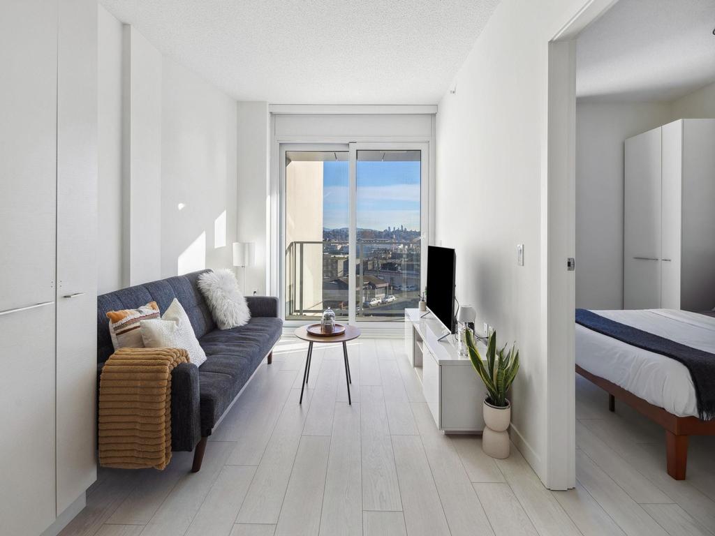 Listing Image for R3067530