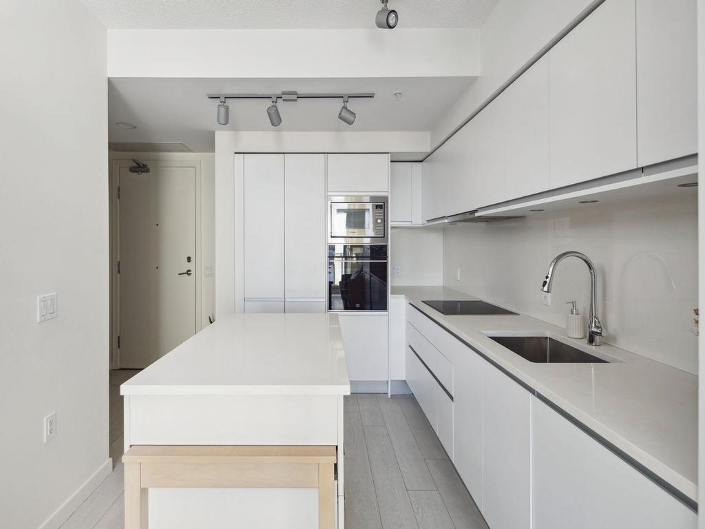 Listing Image for R3067530