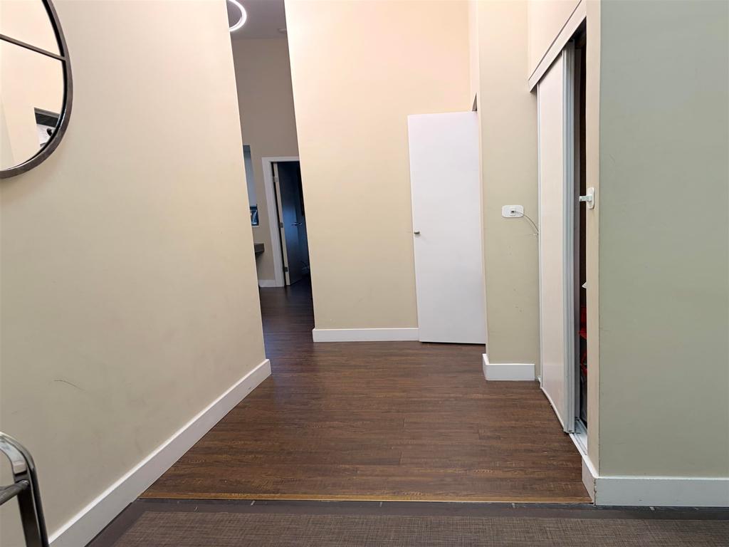 Listing Image for R3067564