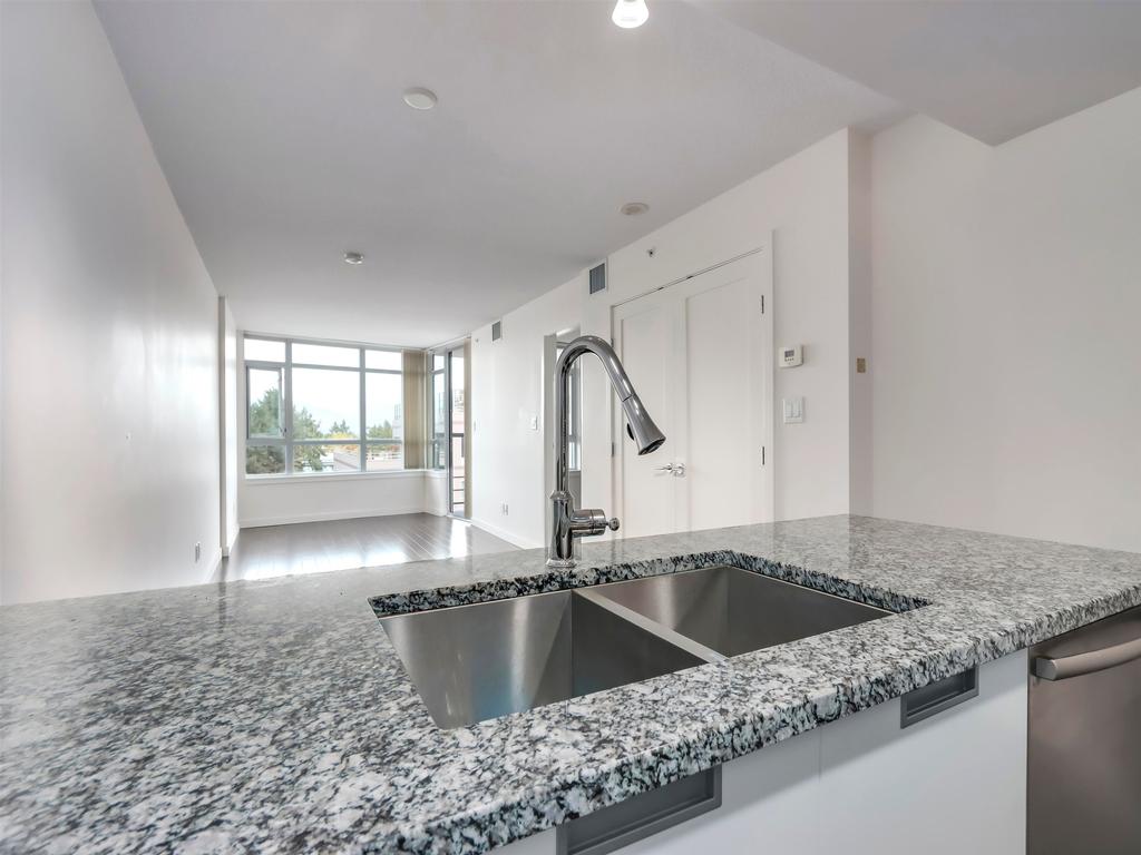 Listing Image for R3067642