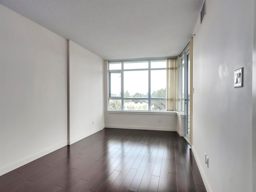 Listing Image for R3067642