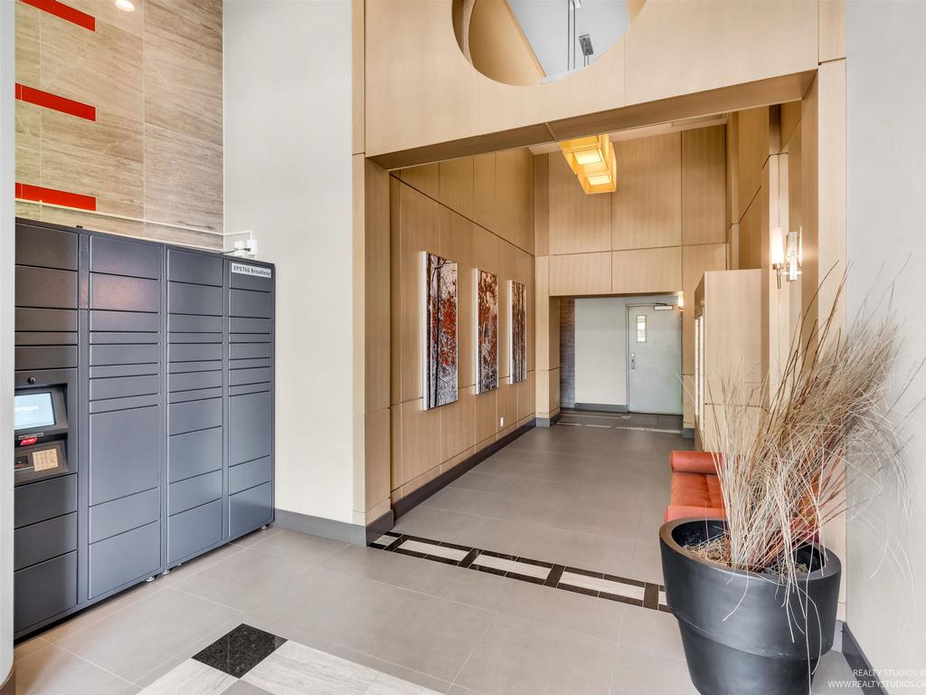 Listing Image for R3067642